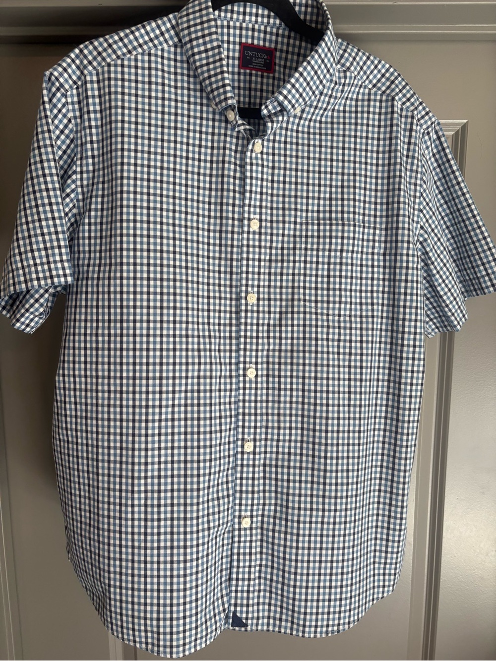 UNTUCKit Blue and White Gingham Short-Sleeve Button-Down Shirt NWOT